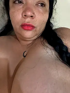 Snapshot of NIKOLE1301 chatting on November 2025 06:52:01 PM NIKOLE1301 online show from November 2025 06:52:01 PM