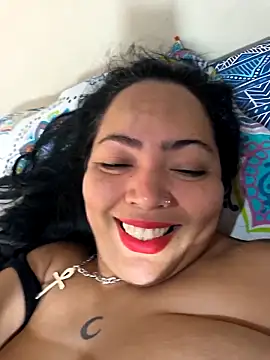 NIKOLE1301 online show from October 2025 06:31:02 PM