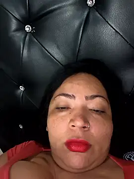 NIKOLE1301 online show from January 2026 09:32:01 PM