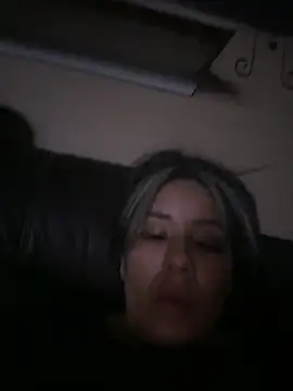 Aw ThROAt9 online show from May 2026 09:23:02 AM