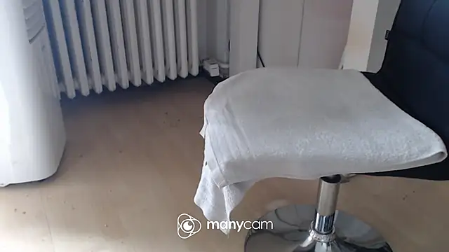 Supermen12171 online show from March 2026 08:49:02 AM