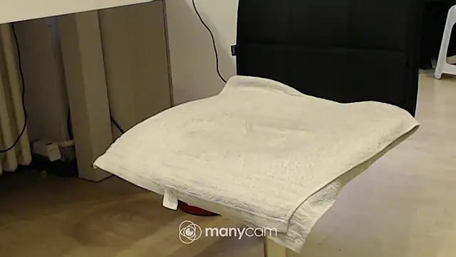 Snapshot of Supermen12171 chatting on January 2025 03:39:02 PM Supermen12171 online show from January 2025 03:39:02 PM