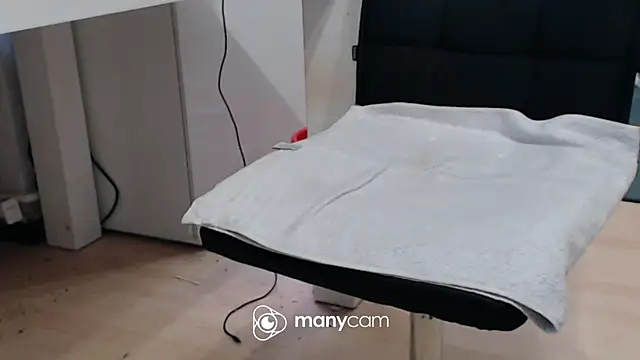 Snapshot of Supermen12171 chatting on January 2026 02:35:02 PM Supermen12171 online show from January 2026 02:35:02 PM