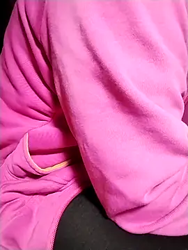 Snapshot of loveyou246 chatting on March 2025 11:37:01 PM loveyou246 online show from March 2025 11:37:01 PM