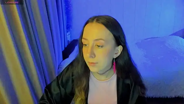 CurlySteph online show from November 2025 08:14:01 PM