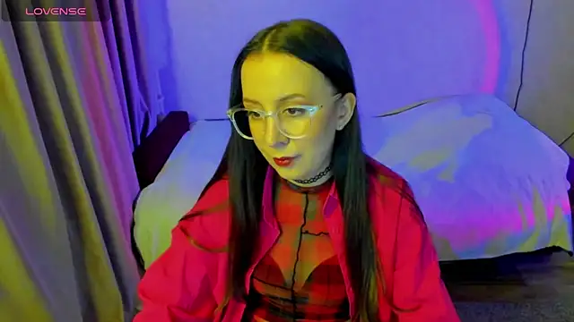 CurlySteph online show from June 2026 07:14:01 PM