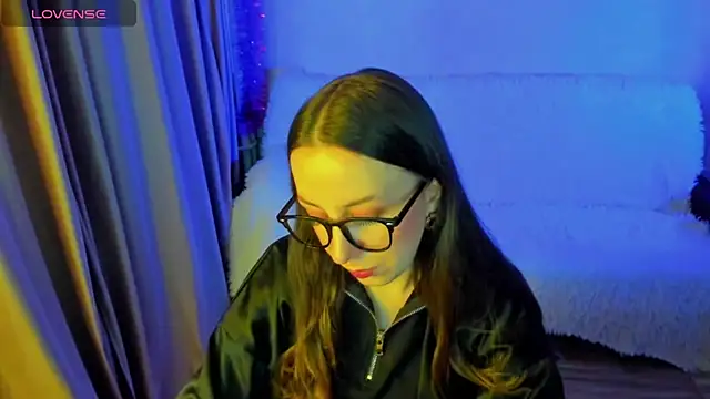 CurlySteph online show from January 2026 05:27:02 PM