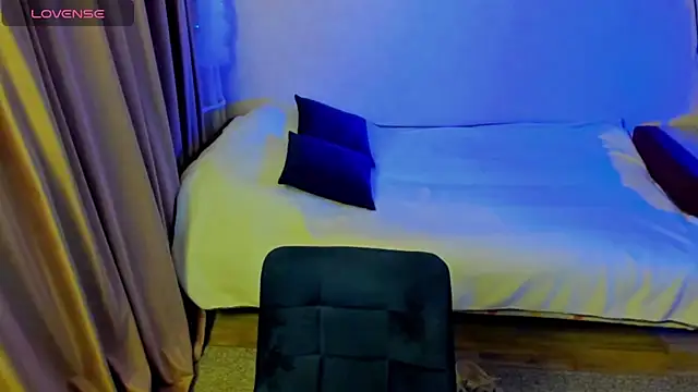 CurlySteph online show from May 2026 05:16:02 PM