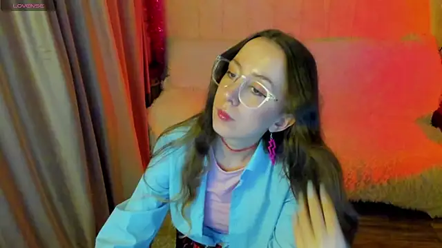 CurlySteph online show from November 2025 03:01:02 PM