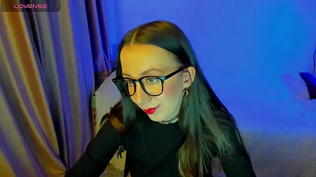 CurlySteph online show from March 2026 08:38:02 PM