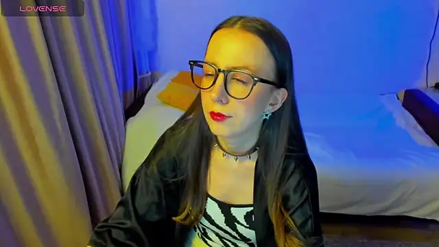 CurlySteph online show from March 2026 05:57:02 PM