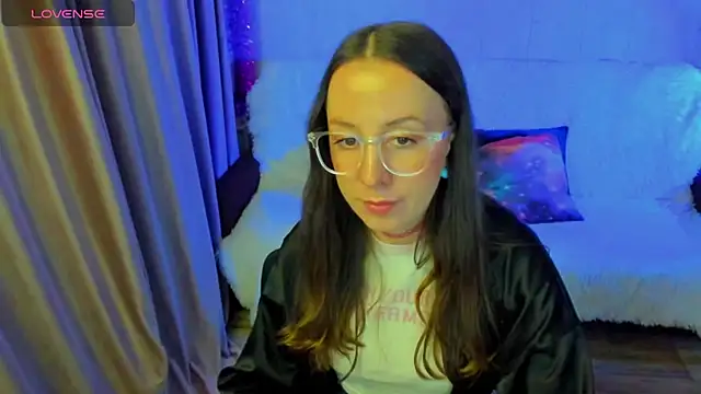 CurlySteph online show from December 2025 08:04:02 PM