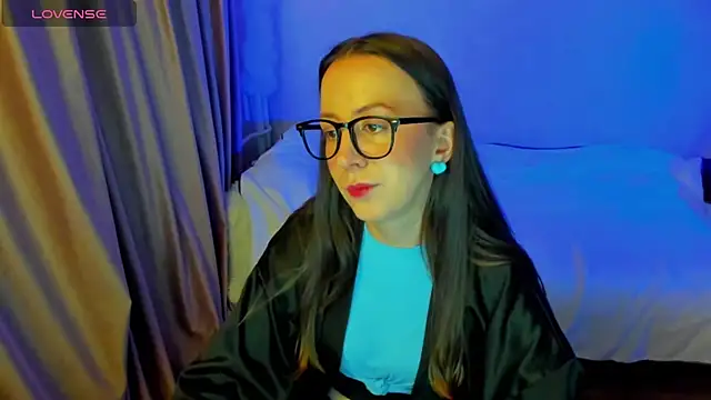 CurlySteph online show from March 2026 07:54:02 PM