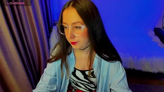 CurlySteph online show from March 2026 07:28:02 PM