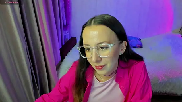 CurlySteph online show from November 2025 09:07:01 PM