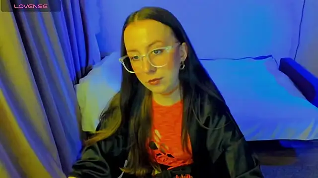 CurlySteph online show from May 2026 07:44:02 PM