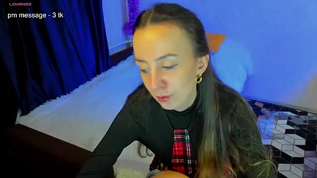Snapshot of CurlySteph chatting on January 2025 04:30:02 PM CurlySteph online show from January 2025 04:30:02 PM