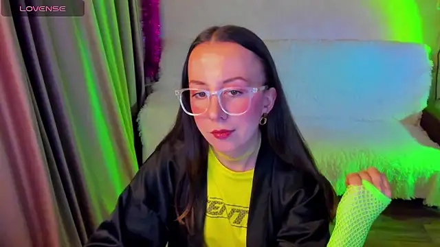 CurlySteph online show from January 2026 05:19:02 PM