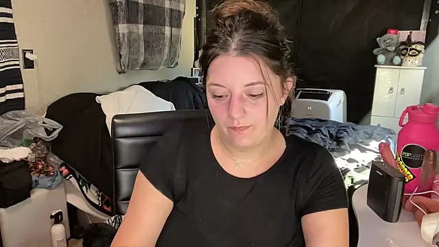 magicsparkles online show from February 2026 08:25:01 PM