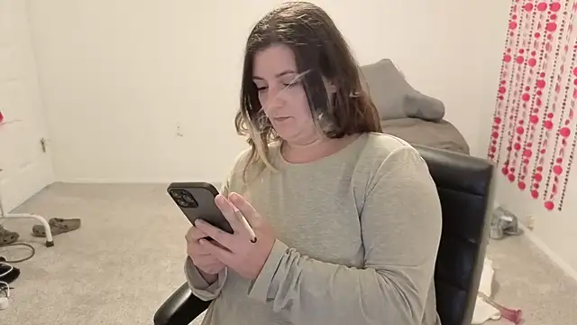 magicsparkles online show from April 2026 01:12:02 AM