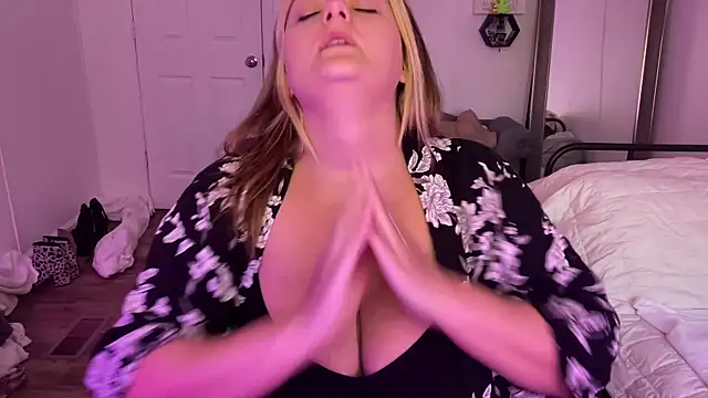 magicsparkles online show from March 2025 10:36:02 PM