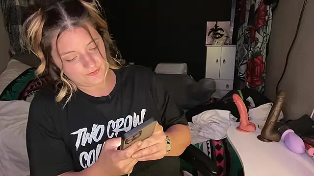 magicsparkles online show from December 2025 12:25:02 AM