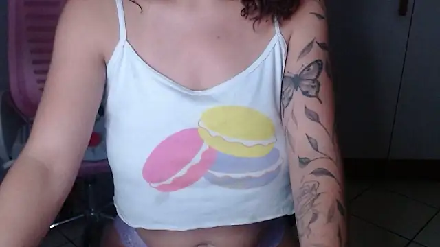 bustycarly online show from December 2025 10:59:01 PM