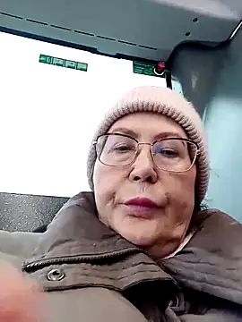 Hottie-Mom online show from February 2026 10:48:01 AM