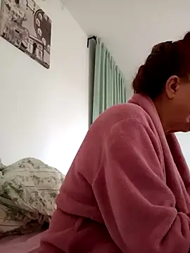 Hottie-Mom online show from May 2026 08:54:01 AM