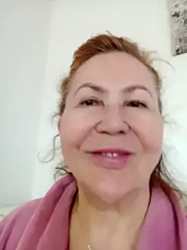Hottie-Mom online show from May 2026 07:49:02 AM