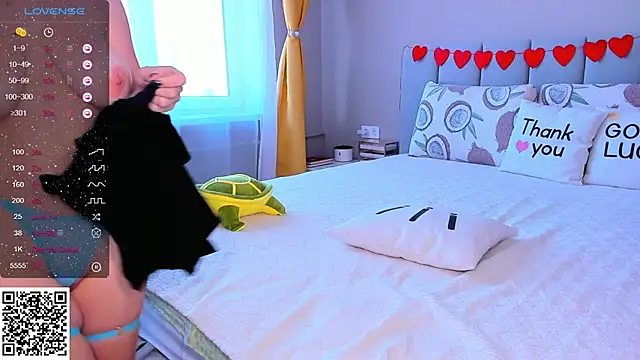 Snapshot of alishauki chatting on February 2025 01:32:02 PM alishauki online show from February 2025 01:32:02 PM