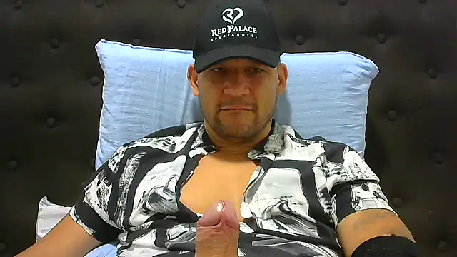 altenori112 online show from March 2026 10:04:02 PM