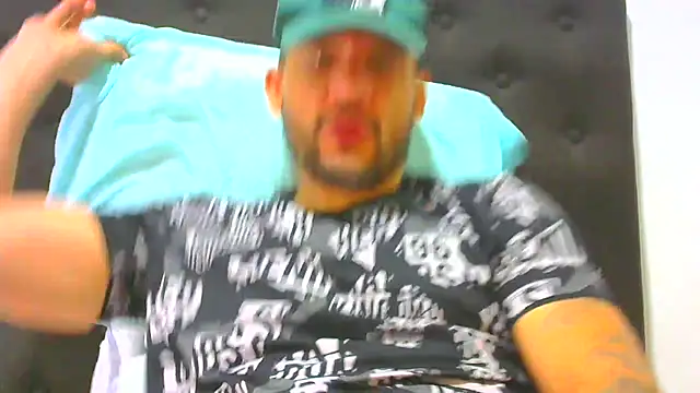 altenori112 online show from November 2025 01:55:02 PM