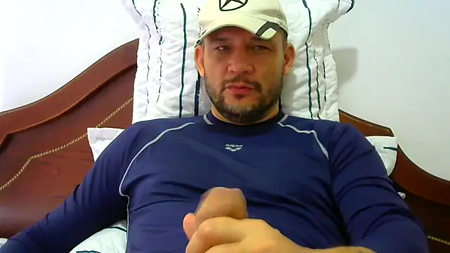 altenori112 online show from December 2025 12:42:01 PM