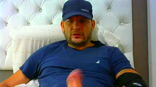 altenori112 online show from February 2026 12:26:01 PM