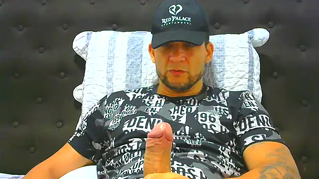 Snapshot of altenori112 chatting on June 2026 09:23:01 PM altenori112 online show from June 2026 09:23:01 PM