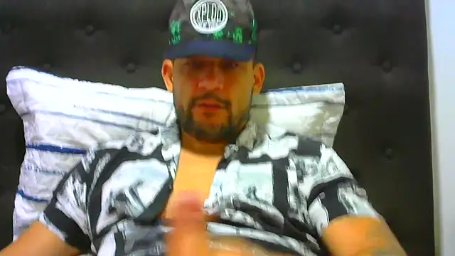 altenori112 online show from October 2025 01:46:02 AM