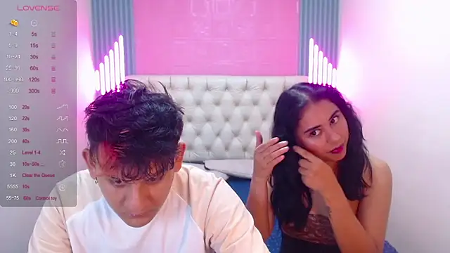 Dona and Carl online show from December 2025 05:23:02 PM