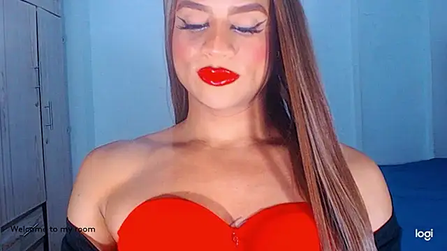 Snapshot of Valenntyna chatting on May 2026 07:21:02 PM Valenntyna online show from May 2026 07:21:02 PM