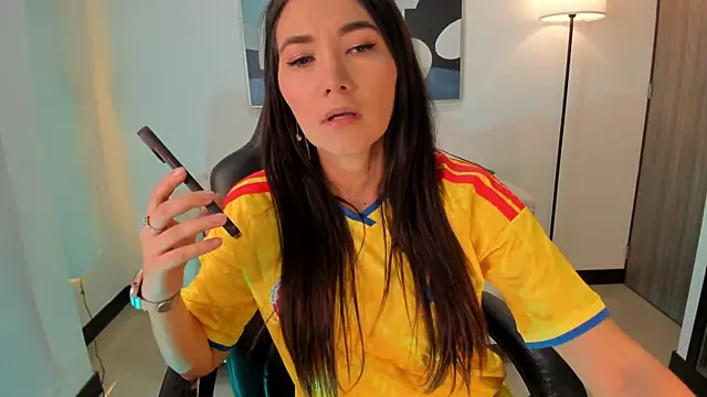 SaraParker  online show from June 2026 04:57:02 PM