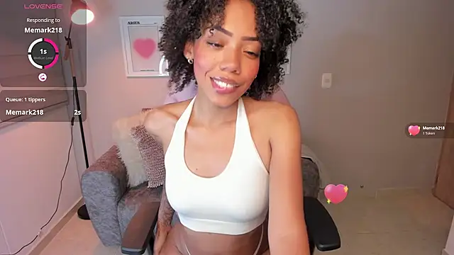ashley 23  online show from June 2026 03:37:01 AM