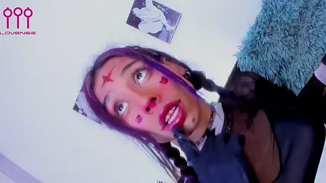 Sammybitchx online show from July 2026 01:19:01 PM