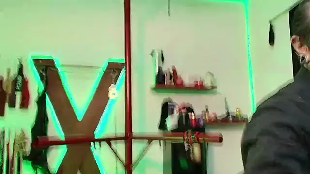 Snapshot of boy_n_girl chatting on February 2025 01:10:02 PM boy n girl online show from February 2025 01:10:02 PM