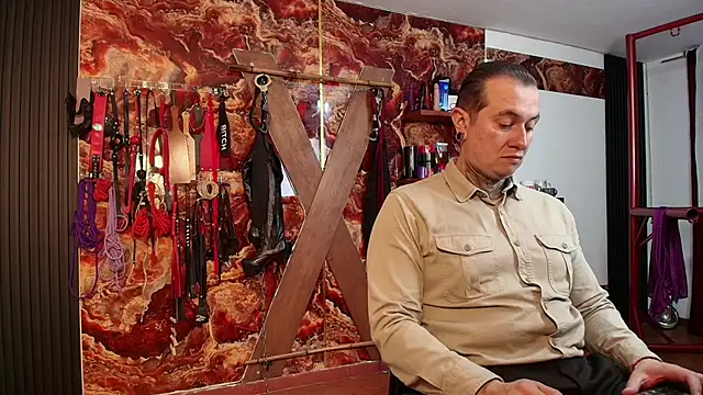 Snapshot of boy_n_girl chatting on March 2025 11:00:02 AM boy n girl online show from March 2025 11:00:02 AM