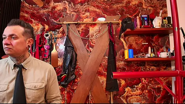 Snapshot of boy_n_girl chatting on November 2025 09:43:01 AM boy n girl online show from November 2025 09:43:01 AM