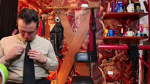 Snapshot of boy_n_girl chatting on October 2025 09:41:01 AM boy n girl online show from October 2025 09:41:01 AM