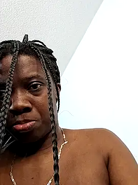 doucebrune online show from February 2026 08:53:02 PM