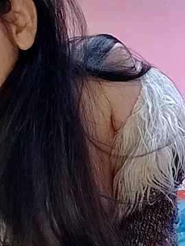 Amaya07 online show from April 2026 01:32:02 AM