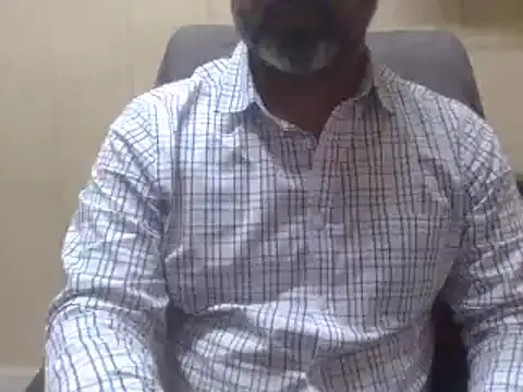 Snapshot of hairymaster95 chatting on February 2025 09:45:02 AM hairymaster95 online show from February 2025 09:45:02 AM