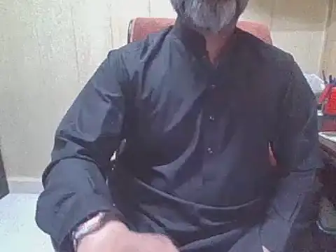 hairymaster95 online show from March 2026 04:45:02 AM